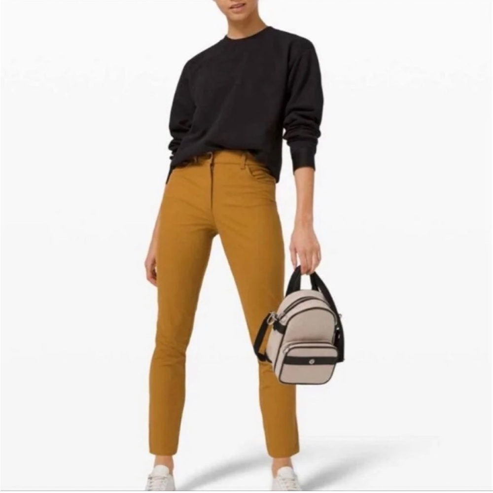 Lululemon city sleek 7/8 pants NWT